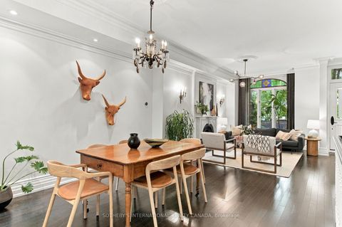 Photo 13 at 140 Spruce Street, South St. James Town, Toronto