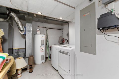 Photo 31 at 321 - 40 Oaklands Avenue, St. Clair, Toronto