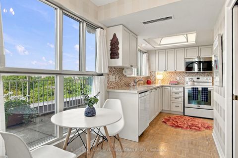 Photo 13 at 524 - 18 Concorde Place, Don Mills, Toronto