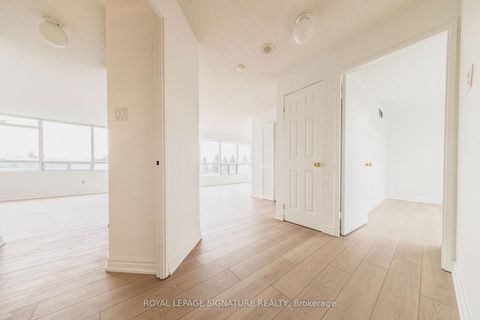 Photo 8 at 406 - 3050 Ellesmere Road, Morningside, Toronto
