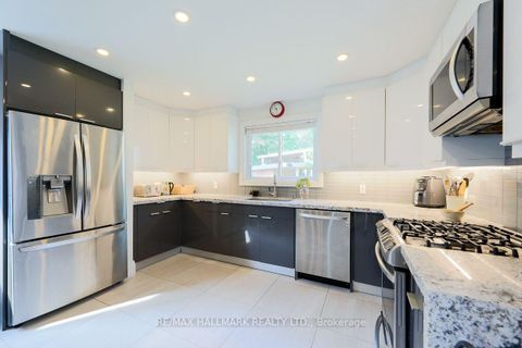 Photo 8 at 110 Lakeside Avenue, Cliffside, Toronto