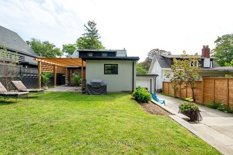 Photo 37 at 110 Lakeside Avenue, Cliffside, Toronto