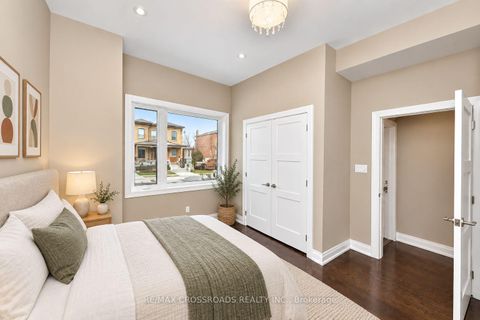 Photo 5 at 260 Clinton Street, Little Italy, Toronto