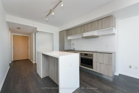 Photo 3 at 832 - 8 Hillsdale Avenue, Mount Pleasant West, Toronto