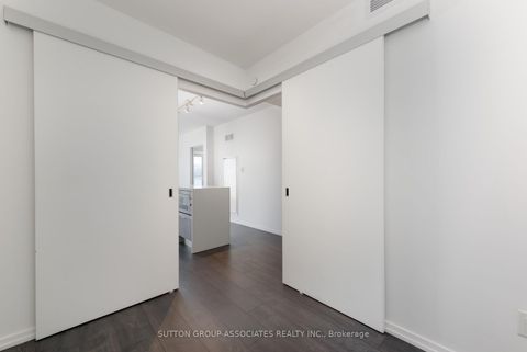 Photo 10 at 832 - 8 Hillsdale Avenue, Mount Pleasant West, Toronto
