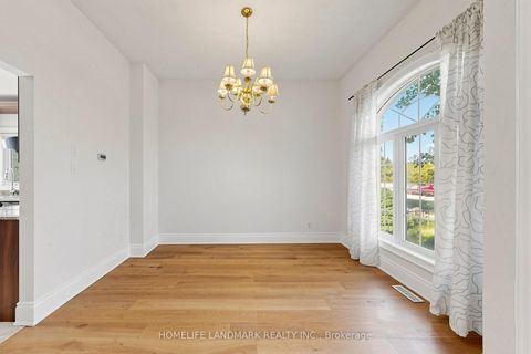 Photo 4 at 209 Redstone Road, Rouge Woods, Richmond Hill