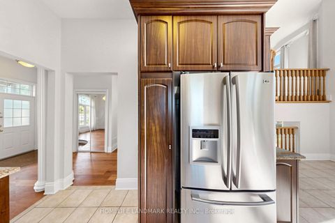 Photo 10 at 209 Redstone Road, Rouge Woods, Richmond Hill