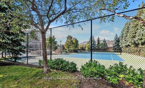 Photo 3 at 210 - 1700 Eglinton Avenue E, Victoria Village, Toronto