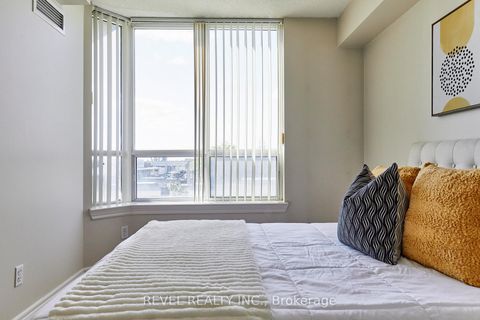 Photo 17 at 210 - 1700 Eglinton Avenue E, Victoria Village, Toronto