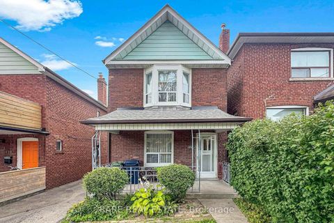 Photo 2 at 180 Atlas Avenue, Oakwood Village, Toronto