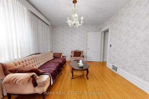 Photo 10 at 180 Atlas Avenue, Oakwood Village, Toronto