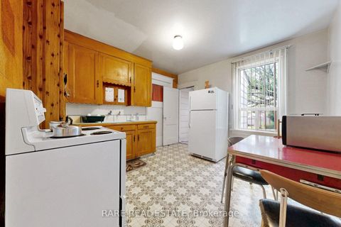 Photo 14 at 180 Atlas Avenue, Oakwood Village, Toronto