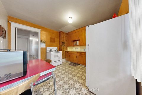Photo 16 at 180 Atlas Avenue, Oakwood Village, Toronto