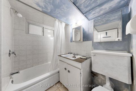 Photo 34 at 180 Atlas Avenue, Oakwood Village, Toronto
