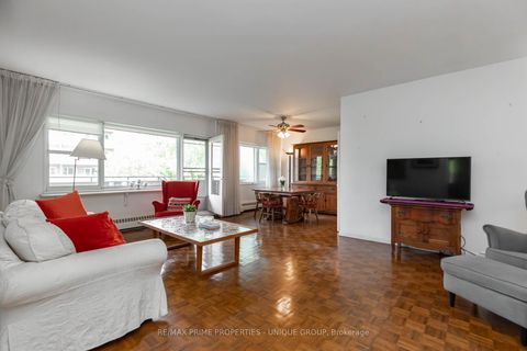 Photo 3 at 644 - 21 Dale Avenue, Moore Park, Toronto