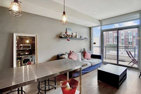 Photo 3 at 809 - 775 King Street W, Niagara, Toronto