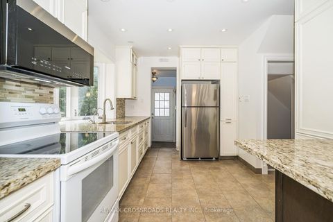 Photo 6 at 19 Strathgowan Crescent, Lawrence Park South, Toronto