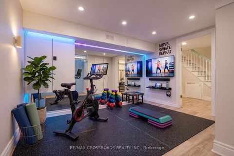 Photo 22 at 19 Strathgowan Crescent, Lawrence Park South, Toronto