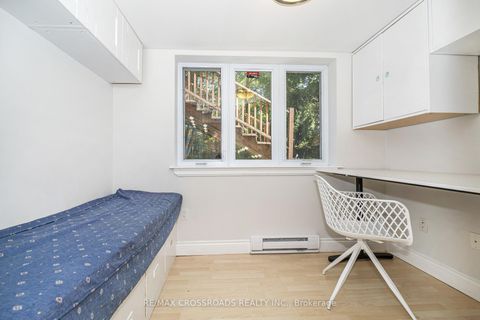 Photo 24 at 19 Strathgowan Crescent, Lawrence Park South, Toronto