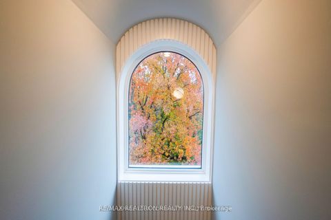 Photo 24 at 21 Birch Avenue, South Richvale, Richmond Hill
