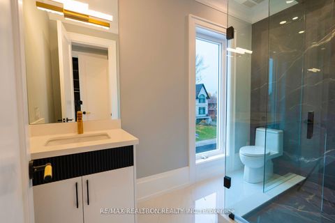 Photo 30 at 21 Birch Avenue, South Richvale, Richmond Hill
