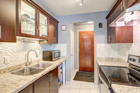 Photo 12 at 208 - 50 Gulliver Road, Amesbury, Toronto