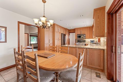Photo 6 at 113 Bond Crescent, Oak Ridges, Richmond Hill