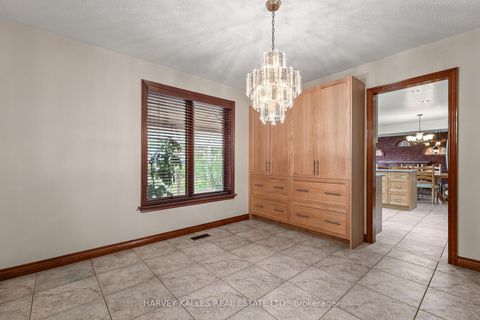 Photo 7 at 113 Bond Crescent, Oak Ridges, Richmond Hill