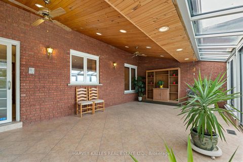 Photo 12 at 113 Bond Crescent, Oak Ridges, Richmond Hill