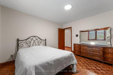 Photo 16 at 113 Bond Crescent, Oak Ridges, Richmond Hill