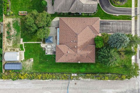 Photo 34 at 113 Bond Crescent, Oak Ridges, Richmond Hill