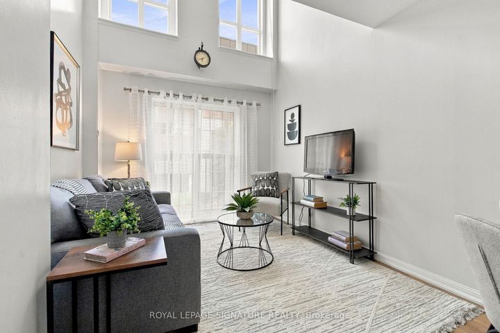 Photo 6 at 207 - 119 Merton Street, Mount Pleasant West, Toronto