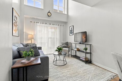 Photo 6 at 207 - 119 Merton Street, Mount Pleasant West, Toronto