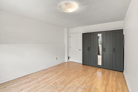 Photo 24 at 70 Millsborough Crescent, West Deane, Toronto