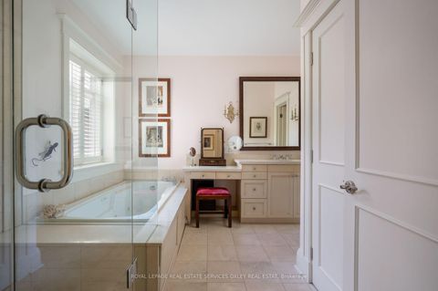 Photo 13 at 107 Roxborough Street W, Annex, Toronto