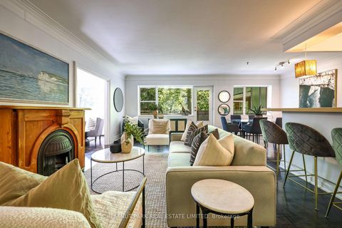 Photo 3 at 612 - 21 Dale Avenue, Moore Park, Toronto