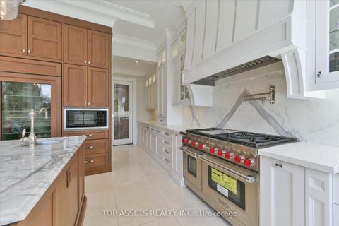 Photo 8 at 15 Westwood Lane, South Richvale, Richmond Hill