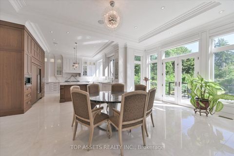 Photo 11 at 15 Westwood Lane, South Richvale, Richmond Hill