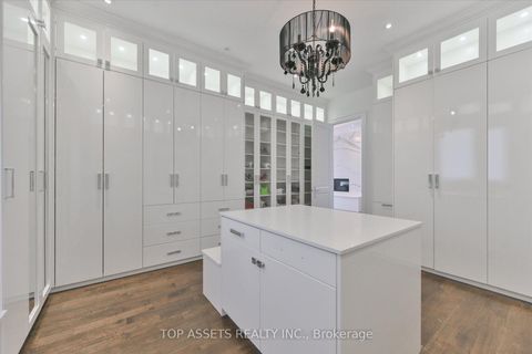 Photo 17 at 15 Westwood Lane, South Richvale, Richmond Hill