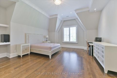 Photo 24 at 15 Westwood Lane, South Richvale, Richmond Hill