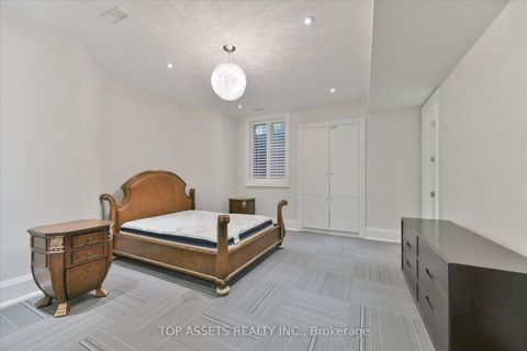 Photo 34 at 15 Westwood Lane, South Richvale, Richmond Hill