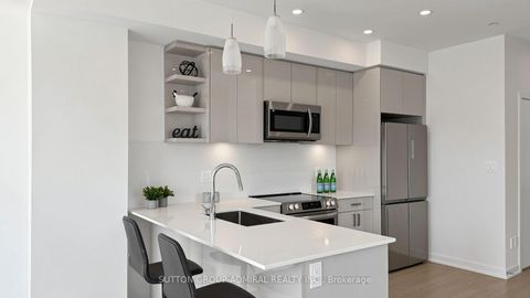 Photo 10 at 1 - 70 Green Gardens Boulevard, Lawrence, Toronto