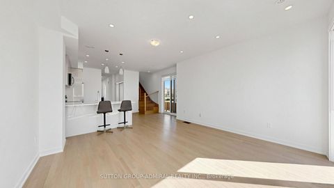 Photo 14 at 1 - 70 Green Gardens Boulevard, Lawrence, Toronto