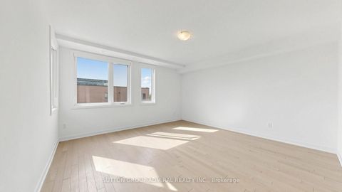 Photo 25 at 1 - 70 Green Gardens Boulevard, Lawrence, Toronto