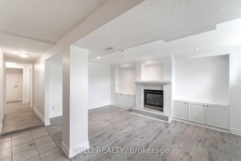 Photo 15 at 525 Lynett Crescent, Crosby, Richmond Hill