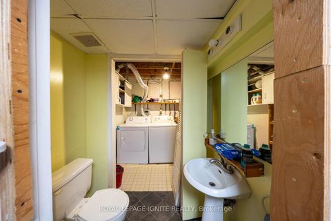 Photo 23 at 4 - 21 Rockwood Drive, Cliffcrest, Toronto