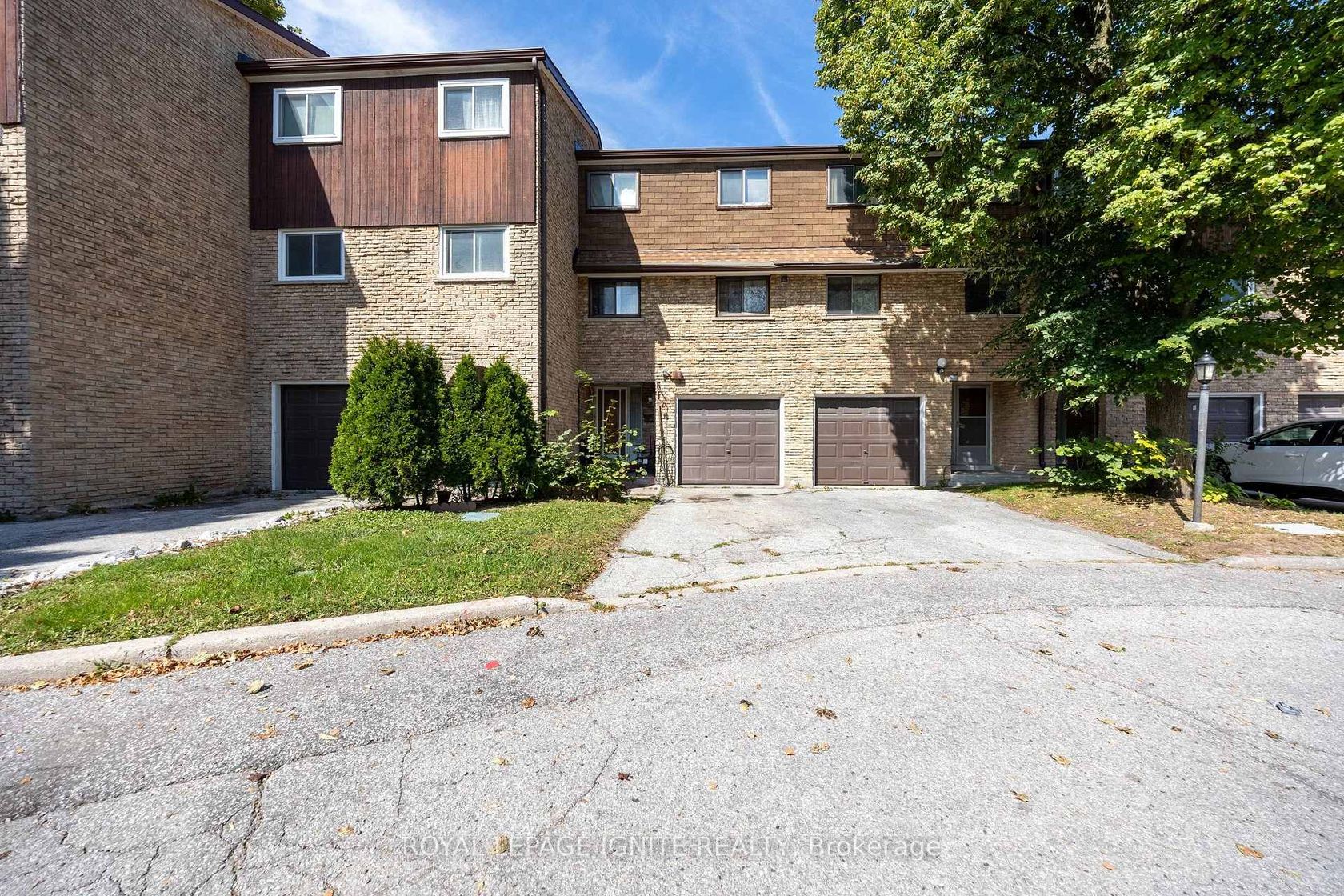 4 - 21 Rockwood Drive, Cliffcrest, Toronto 