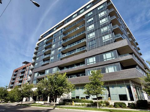 Photo 1 at 220 - 2800 Keele Street, CFB, Toronto