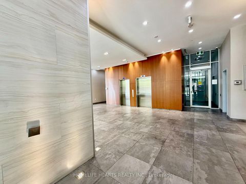 Photo 6 at 220 - 2800 Keele Street, CFB, Toronto