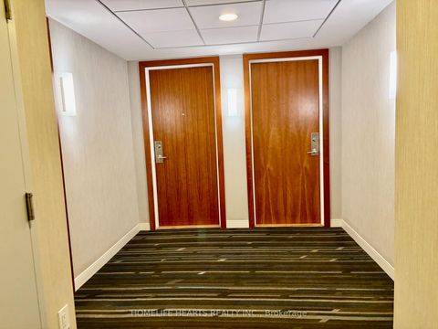 Photo 8 at 220 - 2800 Keele Street, CFB, Toronto